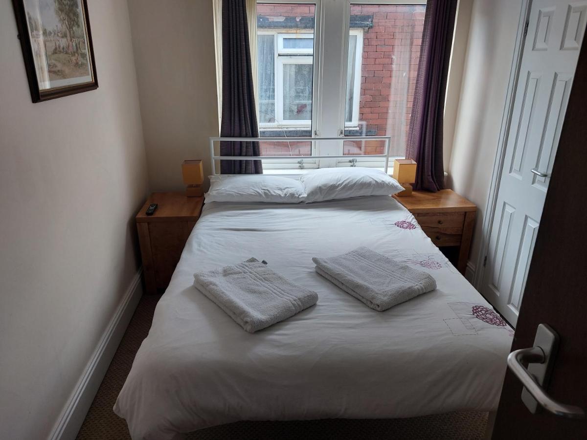 Tsd Guest House Blackpool Buitenkant foto